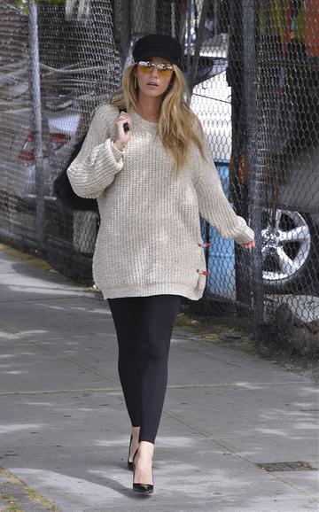Gossip Girl's Blake Lively does fashion shoot