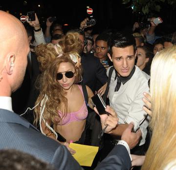 Lady Gaga goes for fish &amp; chips in London