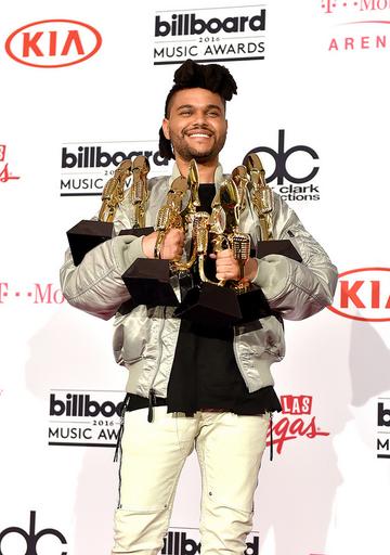 Billboard Music Awards 2016 - Winners Room