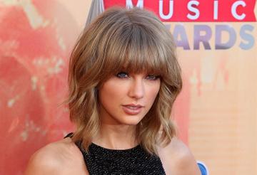 iHeartRadio Music Awards 2015 - Red Carpet