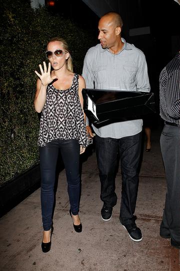 Kendra Wilkinson being Kendra
