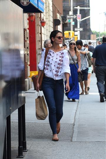 Katie Holmes strolling around
