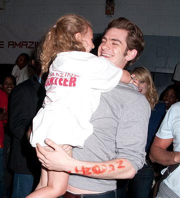 Cast of The Amazing Spider-Man at the 'Be Amazing' Stand Up Volunteer Initiative