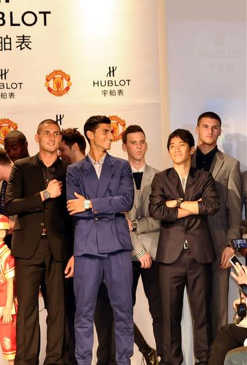 Manchester United football players pose