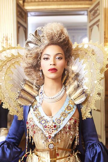 Beyonce's Back: Fierce face at the ready for the Mrs Carter Tour