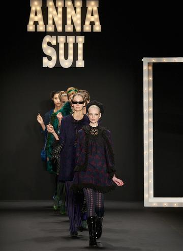 Mercedes-Benz New York Fashion Week - Anna Sui Collection