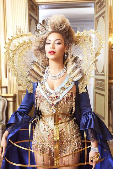 Beyonce's Back: Fierce face at the ready for the Mrs Carter Tour