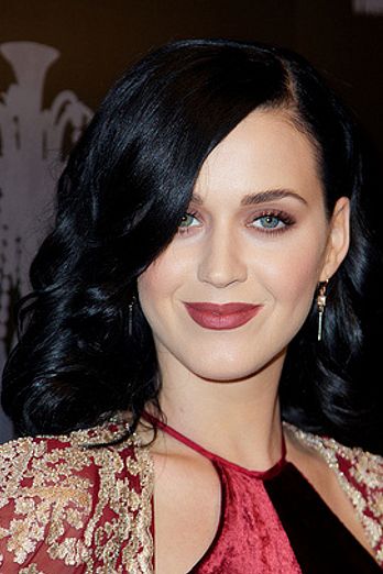 Katy Perry at the UNICEF Snowflake Ball: with Christina Ricci & friends