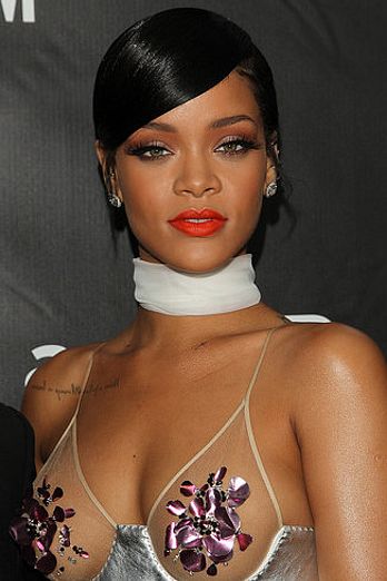 What a Boob: Red Carpet Overload