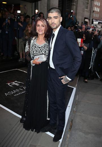 Zayn Malik debuts shaved head