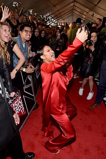 iHeartRadio Music Awards 2017 - Red Carpet