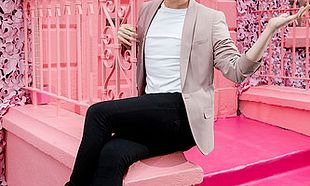 Benefit Bold is Beautiful Pop-Up Shop