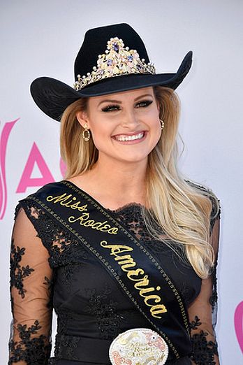 Academy of Country Music Awards 2017 - Red Carpet