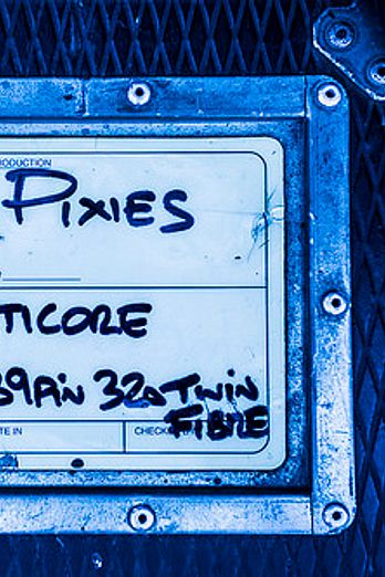 The Pixies live