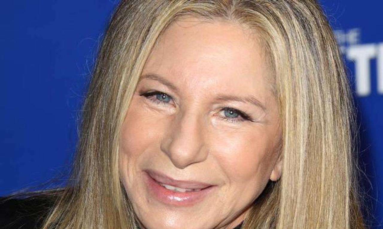 Barbra Streisand contacted Tim Cook over Apple's name pronunciation, Entertainment