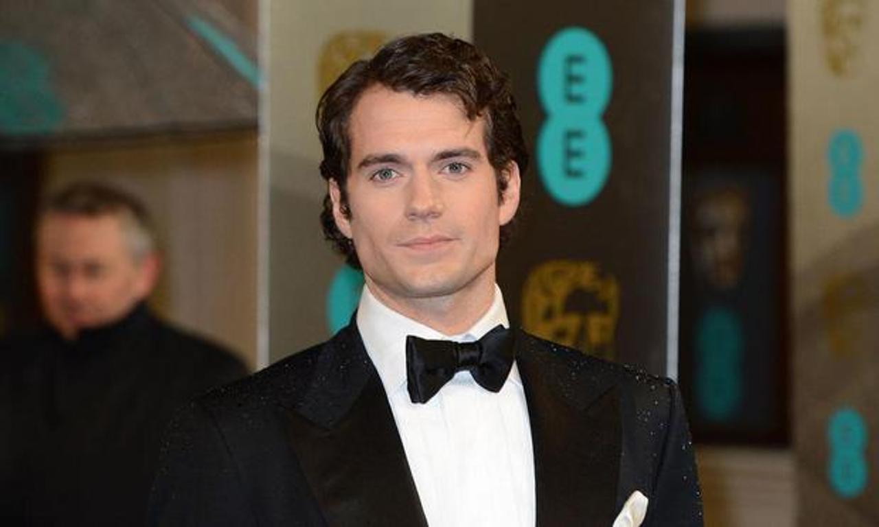 Henry Cavill apologizes for #MeToo comments on flirting