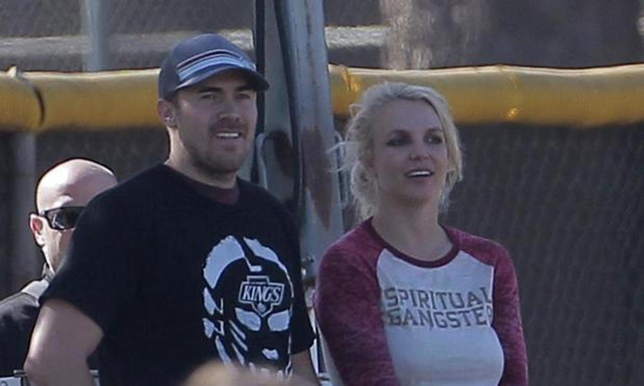 Britney Spears and Jason Trawick watch her son Sean Preston