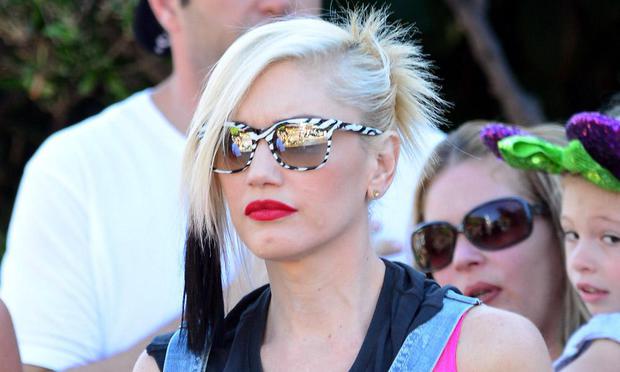 Watch: Gwen Stefani Brought A Bullied Fan Up Onstage With Her And ...