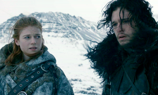 Pics: Kit Harington and Rose Leslie make first red carpet appearance as a couple! Pics: Kit Harington and Rose Leslie make first red carpet appearance as a couple!