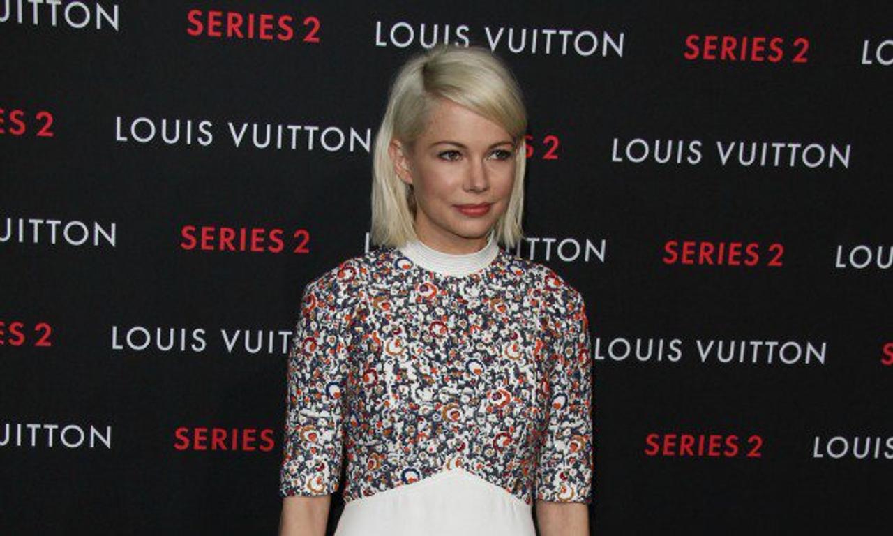 Watch Michelle Williams fall in love with Louis Vuitton