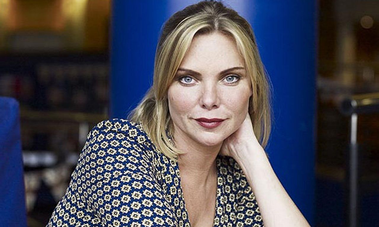 Eastenders Samantha Womack S Making A Bit Of A Comeback