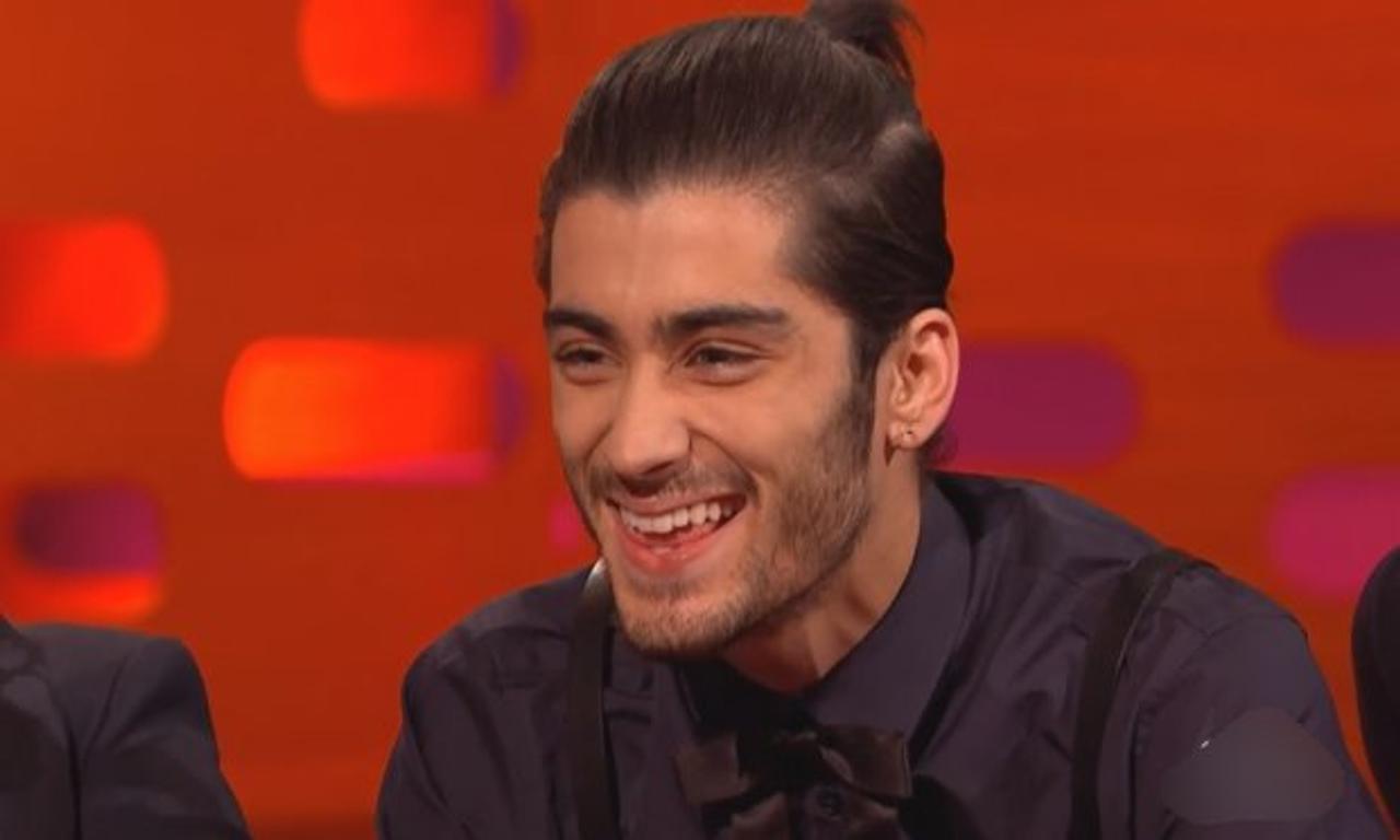 Watch: Graham Norton reads tweets about One Direction's Zayn Malik and his  hair