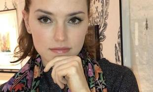 Watch: Josh Gad tries to get Star Wars spoilers by ambushing Daisy Ridley with a heap of A-listers Watch: Josh Gad tries to get Star Wars spoilers by ambushing Daisy Ridley with a heap of A-listers