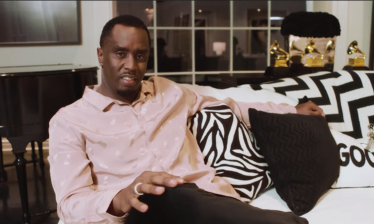 Watch This 73 Questions Interview With Diddy Genuinely Looks Like A Mtv Cribs Episode