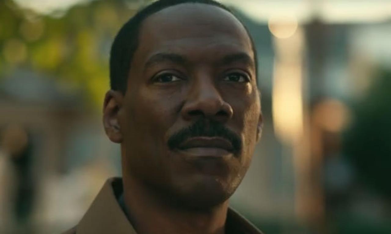 Eddie Murphy reveals how he was offered drugs by Robin Williams and Jim ...