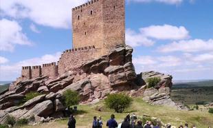Watch: New 'Game of Thrones' behind-the-scenes video holds more glimpses of season six Watch: New 'Game of Thrones' behind-the-scenes video holds more glimpses of season six
