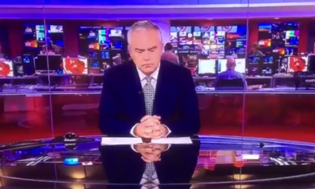 Watch: BBC Newsreader Huw Edwards Saying Nothing For 2 Minutes On News ...