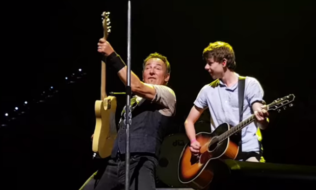 Bruce Springsteen Surprisingly Invites Young Fan Onstage To Perform ...