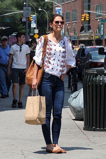 Katie Holmes strolling around