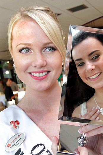 Roses of Tralee Visit Newbridge Silverware