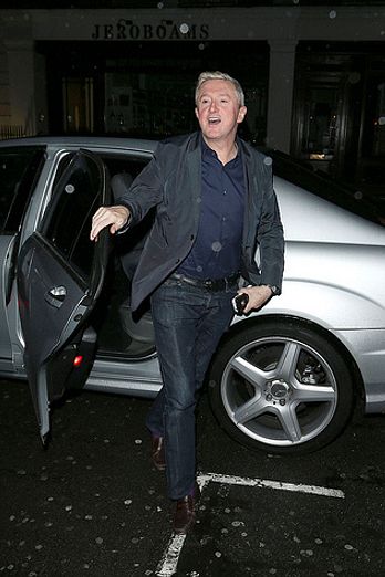 Celebs leaving 'C' restaurant in London