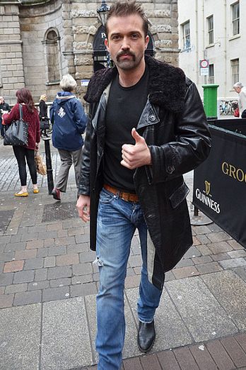 Hollyoaks crew in Dublin - Having a pint