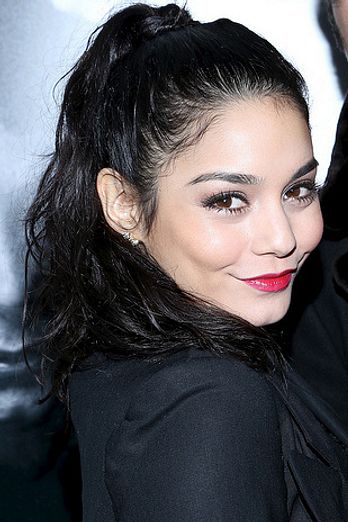 Charity Meets Fashion Holiday Celebration