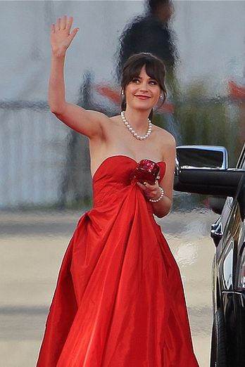 70th Annual Golden Globe Awards - Outside Arrivals