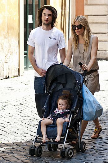 Gwen Stefani, Sienna Miller, Brad Pitt and more