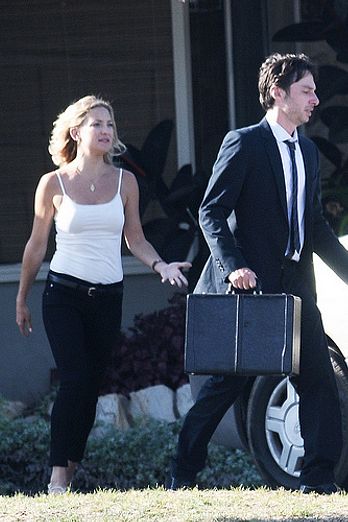 Kate Hudson on set with Zac Braff: Wish I Was Here movie
