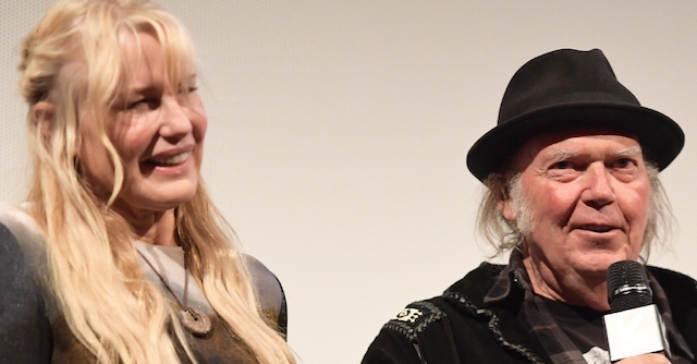 Neil Young finally confirms that hes married to Daryl Hannah in politically charged music video hq nude photo