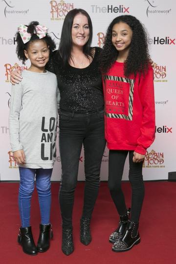 Pictured are Maddison, Georgie and Jasmine Hickey at the opening night of The Helix Pantomime, Robin Hood on Saturday night. 

Photo: Leon Farrell/Photocall Ireland.