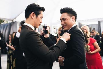 LOS ANGELES, CALIFORNIA - JANUARY 27:  (EDITORS NOTE: Image has been edited using a digital filter) Jon M. Chu (R) and Harry Shum Jr. arrive at the 25th annual Screen Actors Guild Awards at The Shrine Auditorium on January 27, 2019 in Los Angeles, California. (Photo by Emma McIntyre/Getty Images for Turner)