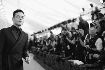 LOS ANGELES, CA - JANUARY 27:  (EDITORS NOTE: Image has been shot in black and white. Color version not available.)  Rami Malek attends the 25th Annual Screen Actors Guild Awards at The Shrine Auditorium on January 27, 2019 in Los Angeles, California. 480620  (Photo by Charley Gallay/Getty Images for Turner)