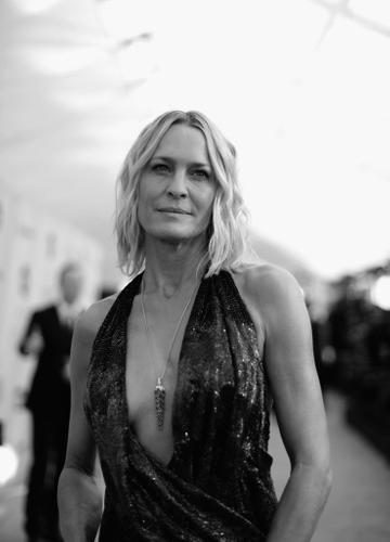 LOS ANGELES, CA - JANUARY 27:  (EDITORS NOTE: Image has been converted to black and white.)  Robin Wright attends the 25th Annual Screen Actors Guild Awards at The Shrine Auditorium on January 27, 2019 in Los Angeles, California. 480620  (Photo by Charley Gallay/Getty Images for Turner)