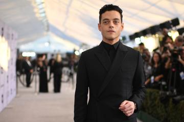 Outstanding Performance by a Male Actor in a Leading Role in "Bohemian Rhapsody" nominee Rami Malek walks the red carpet at the 25th Annual Screen Actors Guild Awards at the Shrine Auditorium in Los Angeles on January 27, 2019. (Photo by Robyn Beck / AFP)        (Photo credit should read ROBYN BECK/AFP/Getty Images)