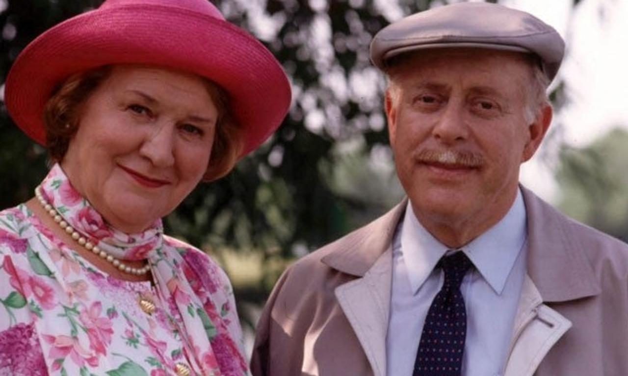 'Keeping Up Appearances' star Clive Swift has passed away