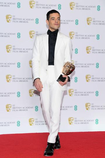 LONDON, ENGLAND - FEBRUARY 10:  Winner of the Leading Actor award for Bohemian Rhapsody, Rami Malek poses in the press room during the EE British Academy Film Awards at Royal Albert Hall on February 10, 2019 in London, England. (Photo by Pascal Le Segretain/Getty Images)