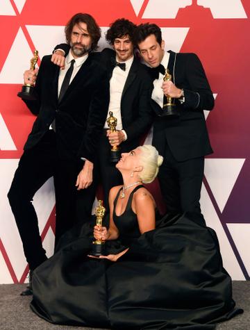 HOLLYWOOD, CALIFORNIA - FEBRUARY 24: (L-R) Andrew Wyatt, Anthony Rossomando, Mark Ronson, and Lady Gaga, winners of Best Original Song for "Shallow" from "A Star is Born," pose in the press room during the 91st Annual Academy Awards at Hollywood and Highland on February 24, 2019 in Hollywood, California. (Photo by Frazer Harrison/Getty Images)
