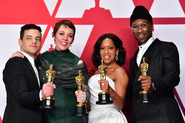 TOPSHOT - (L-R) Rami Malek, winner of Best Actor for 'Bohemian Rhapsody'; Olivia Colman, winner of Best Actress for 'The Favourite'; Regina King, winner of Best Supporting Actress for 'If Beale Street Could Talk'; and Mahershala Ali, winner of Best Supporting Actor for 'Green Book' pose in the press room during the 91st Annual Academy Awards at the Dolby Theater in Hollywood, California on February 24, 2019. (Photo by FREDERIC J. BROWN / AFP)        (Photo credit should read FREDERIC J. BROWN/AFP/Getty Images)